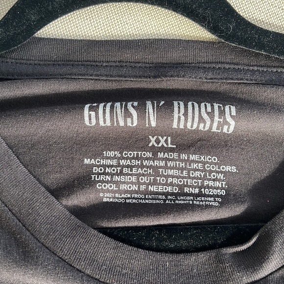 GUNS &ROSES BLACK T-SHIRT SIZE XXL NWOT. Excellent condition - Picture 5 of 5